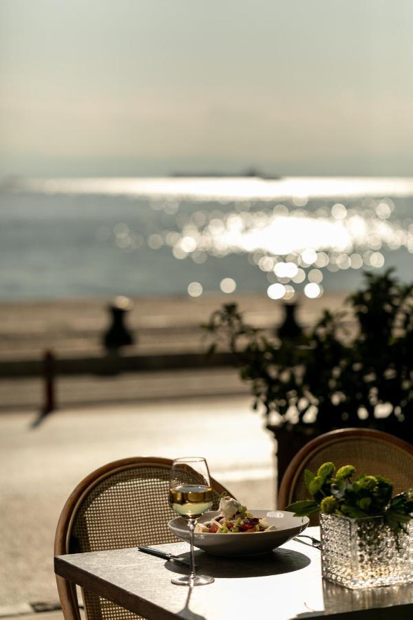 Daios Luxury Living Hotel Thessaloniki Exterior photo The view from the lobby