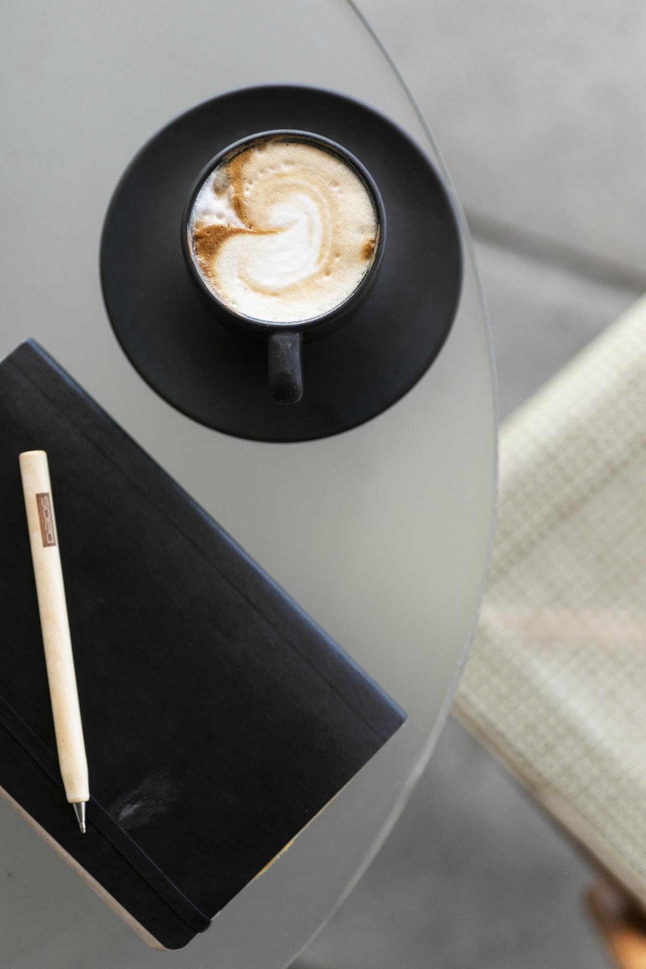 Daios Luxury Living Hotel Thessaloniki Exterior photo A coffee cup and a pen