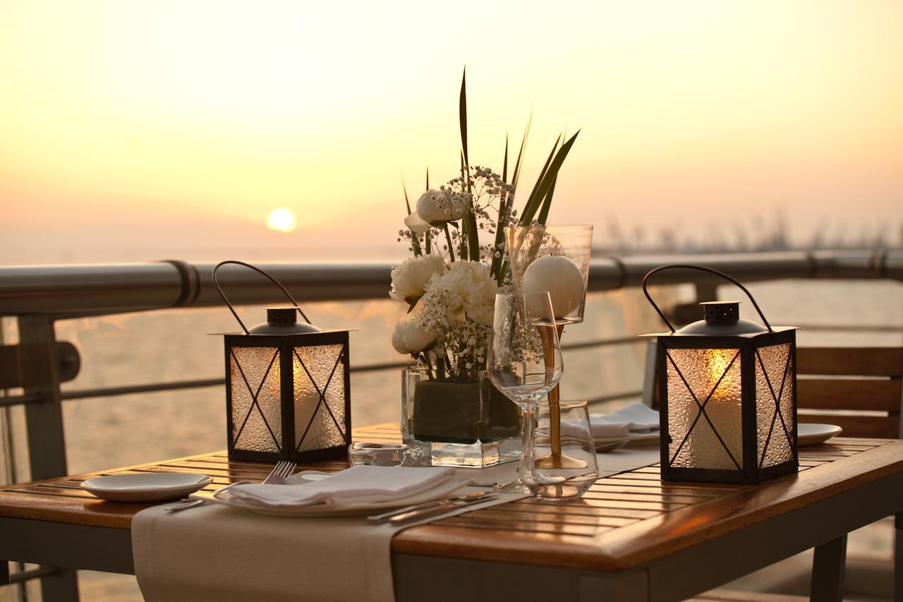 Daios Luxury Living Hotel Thessaloniki Exterior photo The Deck