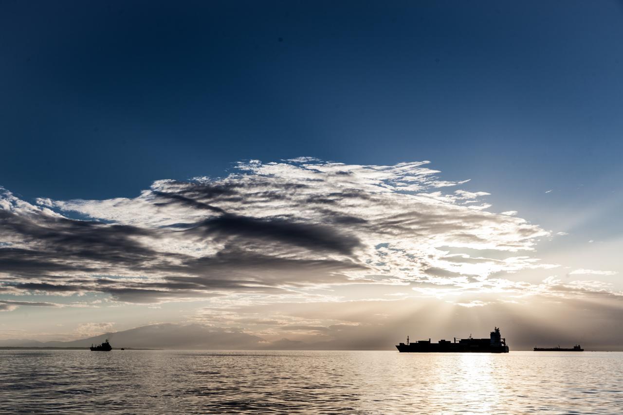 Daios Luxury Living Hotel Thessaloniki Exterior photo Sunset over the Gulf of Batabano